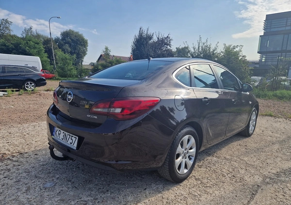 Opel Astra cena 35000 przebieg: 144350, rok produkcji 2016 z Warszawa małe 67